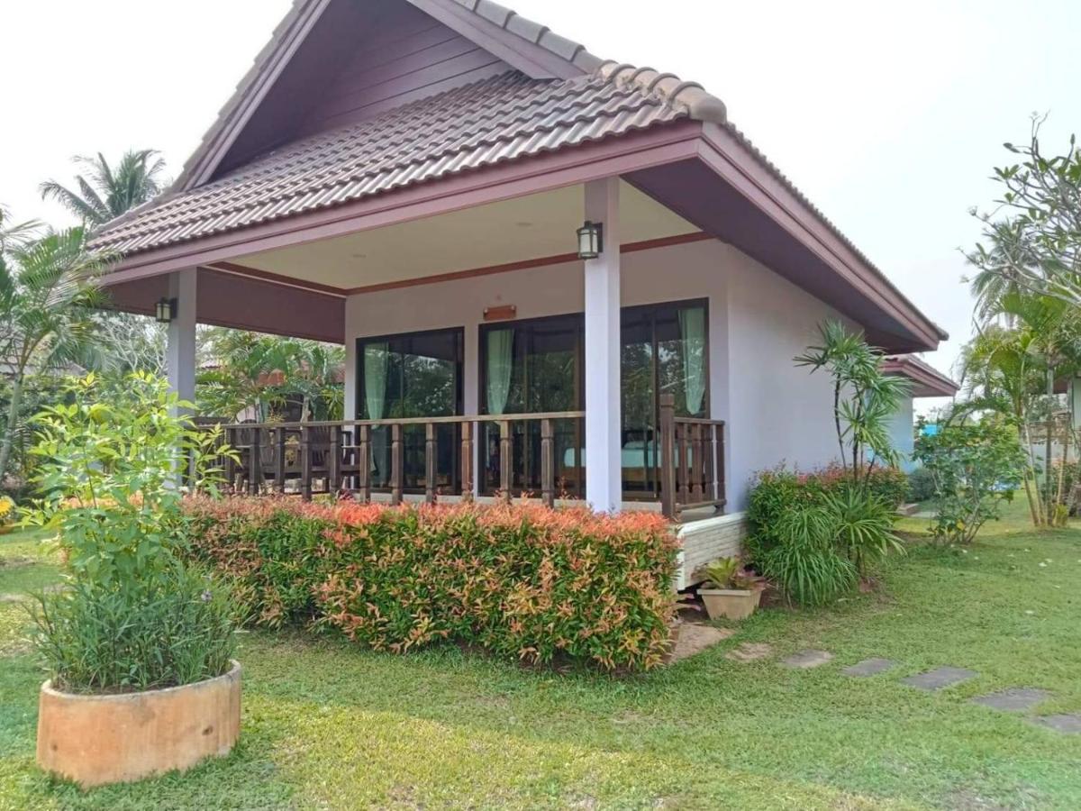 Pawarisa Resort Pathio Luaran gambar