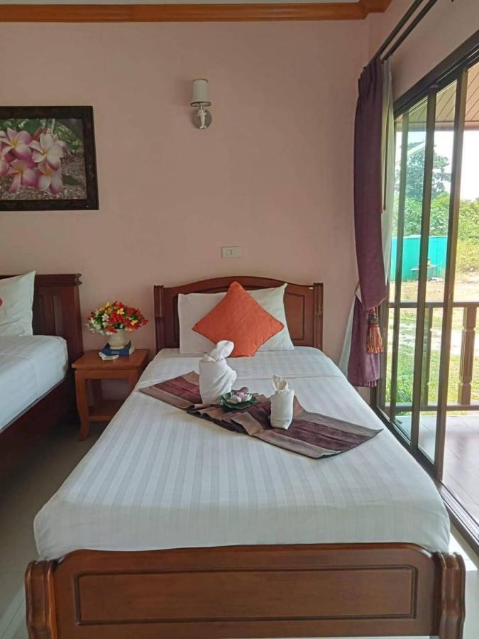 Pawarisa Resort Pathio Luaran gambar