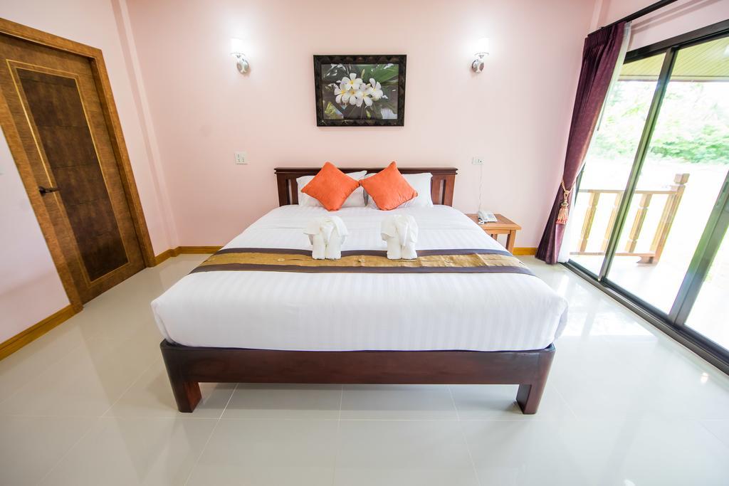 Pawarisa Resort Pathio Luaran gambar
