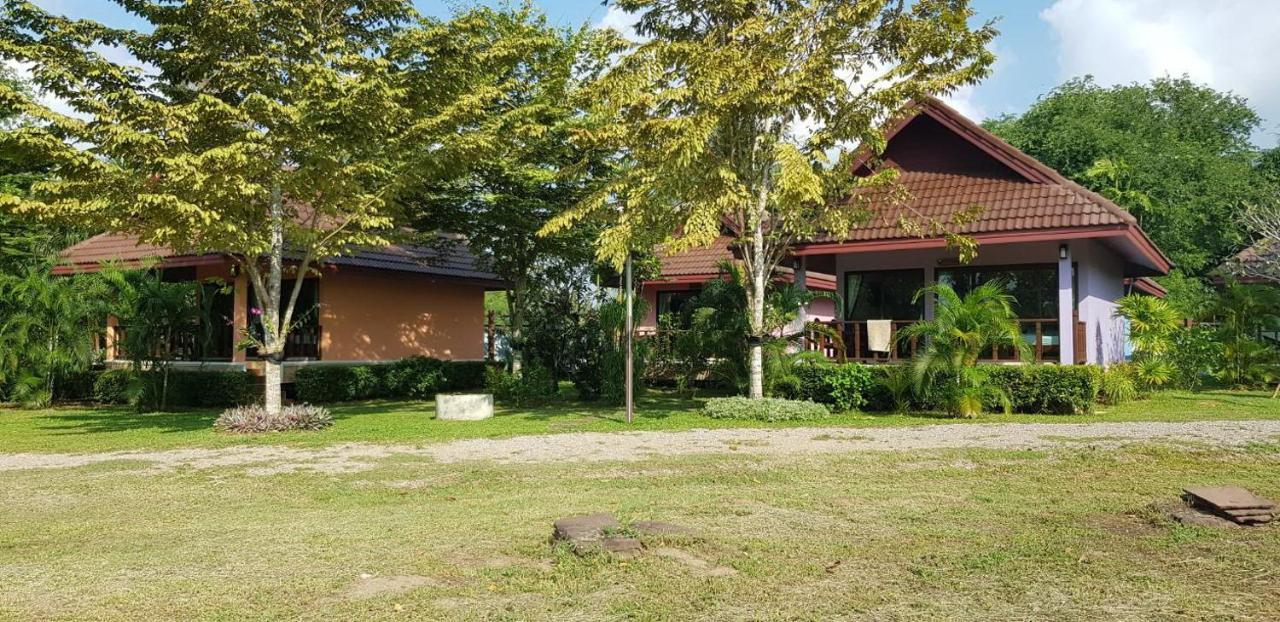Pawarisa Resort Pathio Luaran gambar