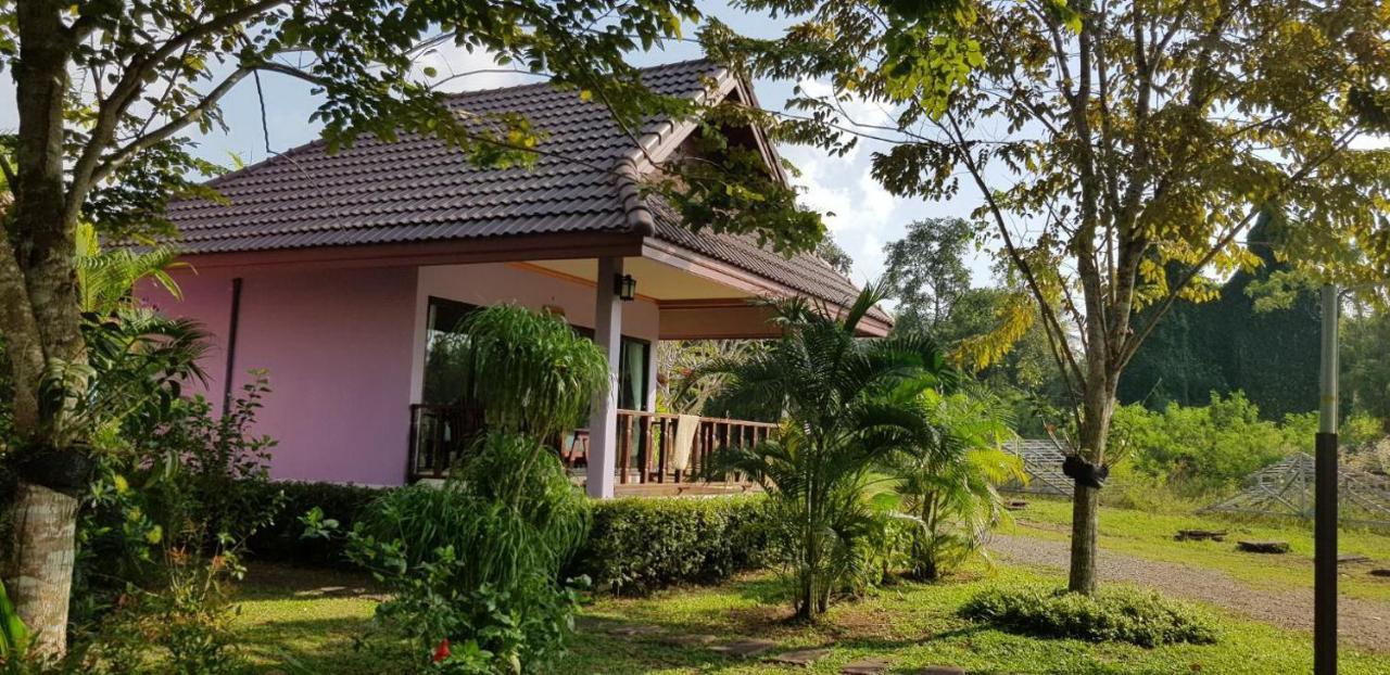 Pawarisa Resort Pathio Luaran gambar